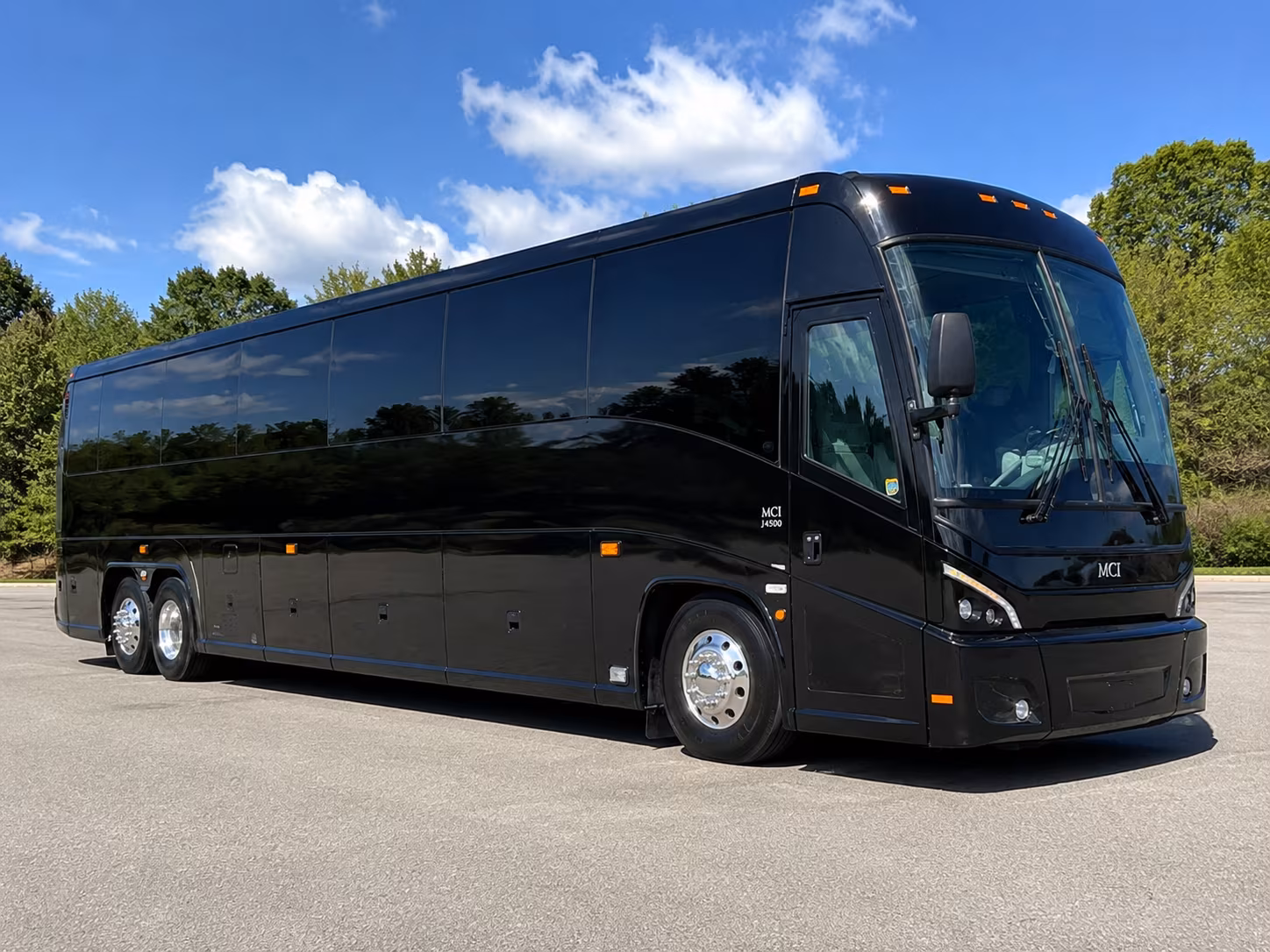 shuttle your wedding guests along the deerfield beach coastline with ease